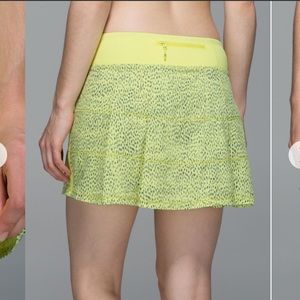 Lululemon 8 Tall Pace Rival Dottie Dash yellow